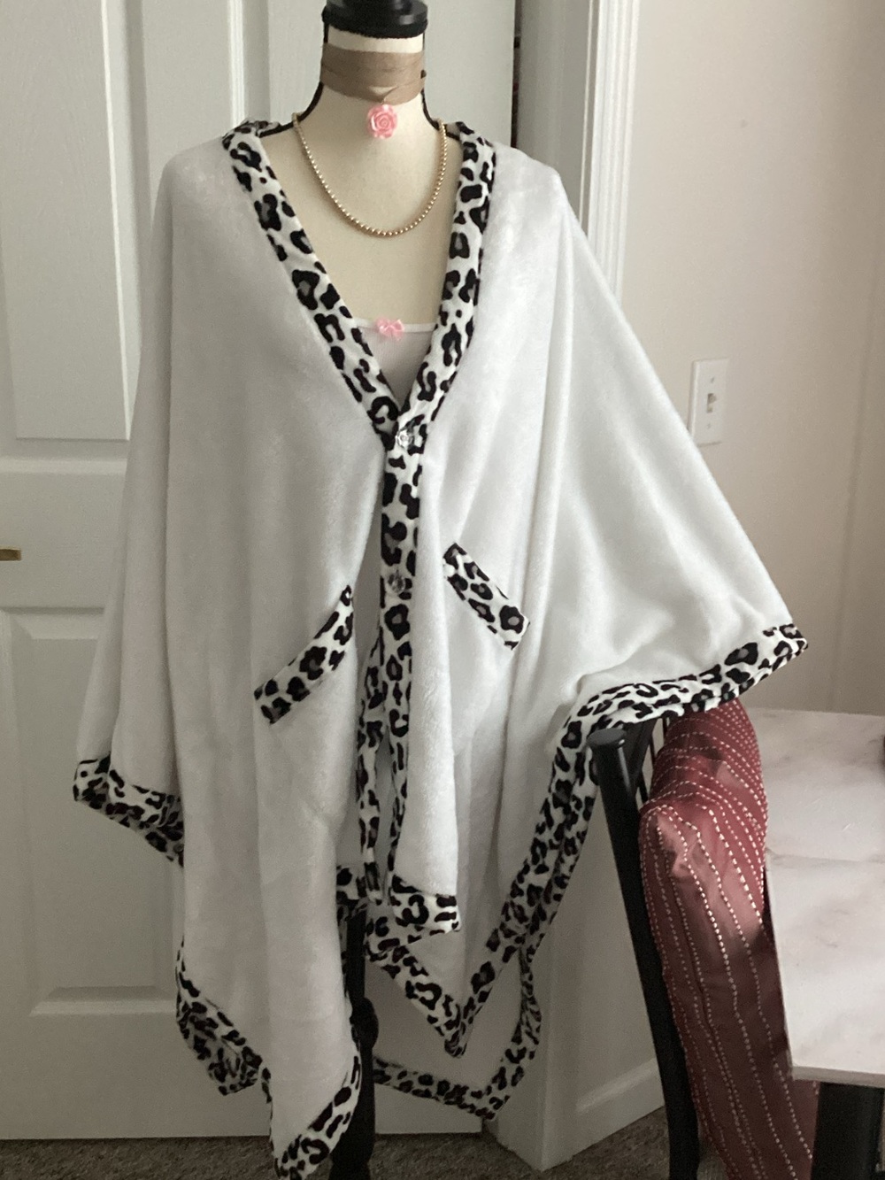 ponch style wrap lounge or casual os